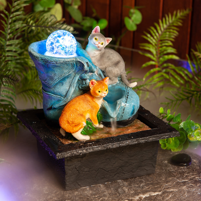 BOOT KITTENS WATER FEATURE